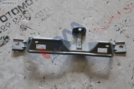 BMW 5 SERİSİ G30 G31 SAĞ ÖN DEMİR BRAKET 7384556