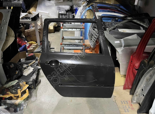 PEUGEOT 307 SW SAĞ ARKA KAPI ORJİNAL SIFIR