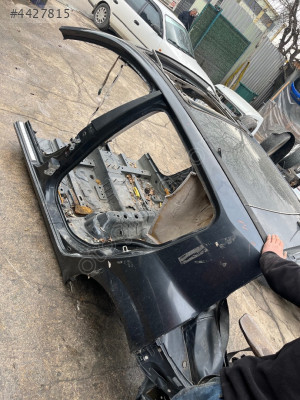 RENAULT MEGAN 2 SOL ARKA ÇAMURLUK