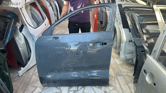 VOLVO XC40 ÇIKMA SOL ÖN KAPI ORJİNAL GÖÇÜKLÜK BOYANMAZ
