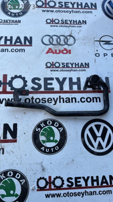 04L121065AJ Volkswagen demir su borusu