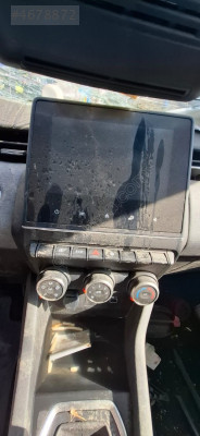 RENAULT CLİO 5 MULTİMEDİA EKRANI