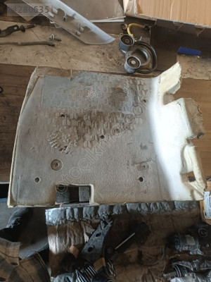 Fiat doblo 2013 ön sol alt ses yalıtım süngeri