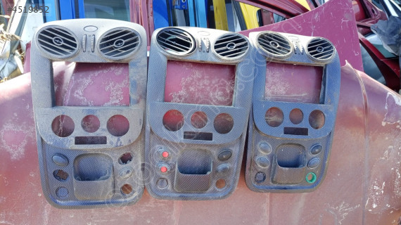 Mahindra teyp çerçeve