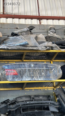 BMW G30 BAGAJ KAPAĞI ORJINAL