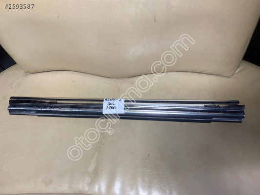 OPEL ASTRA J SOL ARKA KAPI CAM ÇITASI NİKELAJLI 13412778