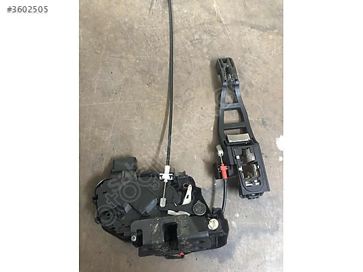 FORD CMAX ARKA KAPI KİLİDİ