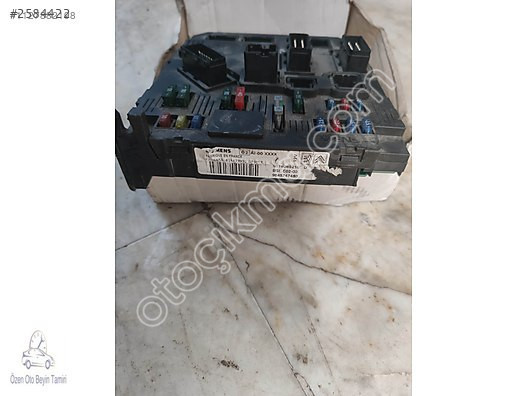 Peugeot Partner BSI Beyni BSI E02-00 Sigorta Kutusu 96457474