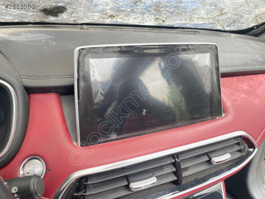 MG HS 1.5 BENZİNLİ GÖĞÜS