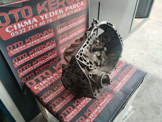 RENAULT CLİO 1.5 CIKMA SANZIMAN..