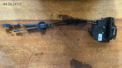 RENAULT KANGOO III SAĞ ARKA KAPI KİLİDİ 825020469R