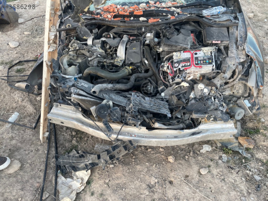 renault latitude  Ön tampon  demir