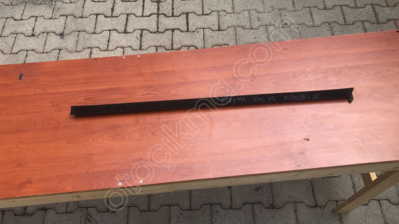 2009-16 FORD FİESTA SOL İÇ KAPI SIYIRICI ORJ ÇIKMA