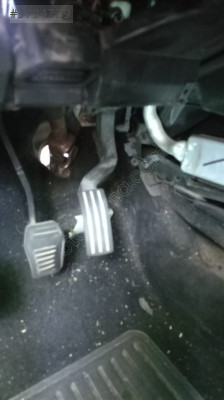 ford fiesta 1,4 dizel gaz pedalı