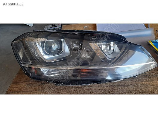 VW Golf 7 Sağ Far - Ünallar Oto Çıkma Yedek Parça