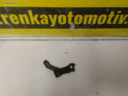 256202062R RENAULT AUSTRAL KORNA BRAKETİ SAC ORJ ÇIKMA RENKAY