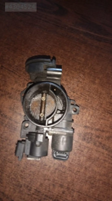 Peugeot 106 gaz kelebeği plastik tip