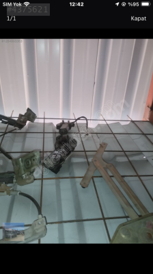 Renault 21 sol ön cam kirkosu