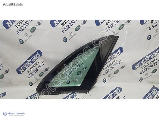 W246 B180 B200 Mercedes B Serisi Sağ Kelebek Camı A246670