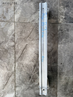 8W0907309 AUDİ A4 B9 ARKA TAMPON DEMİRİ EGE OTOMOTİV BURSA