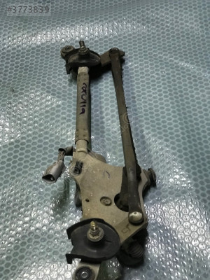 Toyota Corolla Ön Cam Silgi Mekanizması