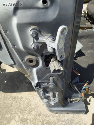 ÇIKMA VOLVO S40 SOL ÖN KAPI MENTEŞESİ ALT