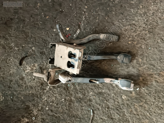 Ford escort pedal seti
