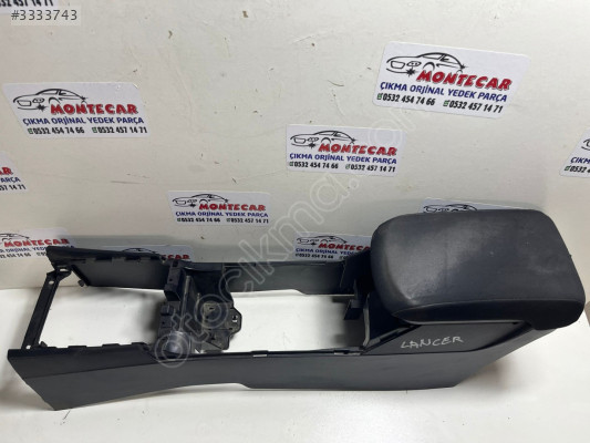 MİTSUBİSHİ LANCER ORTA KONSOL MONTECAR 2