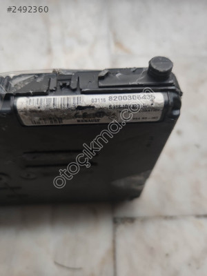 Renault Megane UCH X84 N3 UCH Beyni 8200306435 - S118400320C