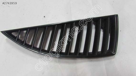 MN161116 LANCER 2003-2005 PANJUR ÖN SAĞ SİYAH