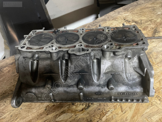 038103373R vw caddy 1.9 tdi BJB BLS motor silindir kapağı