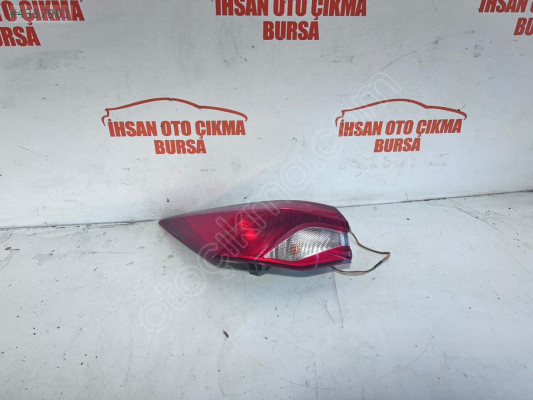 Ford focus sedan sol stop  2019 / 23 orijinal çıkma