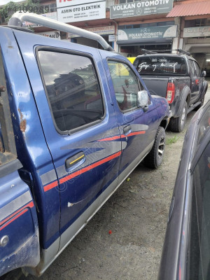 Nissan pikap 1998 model sağ ön ve arka kapı  alkal otomotiv rize