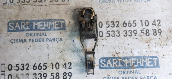 ÇIKMA VW PASSAT B5 5,5 SOL ARKA DIŞ KAPI KOLU BRAKETİ