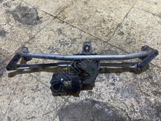 1999-03 VW GOLF 4 ÖN CAM SİLGİ MOTORU ORJ ÇIKMA