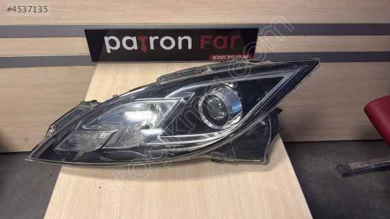 Mazda 6 Sağ Far Orjinal Çıkma