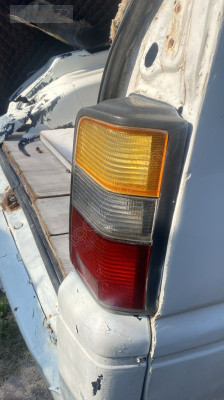 Mitsubishi L300 Modeli İçin Sağ Arka Stop Parçası