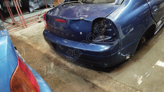 kia shuma arka tampon