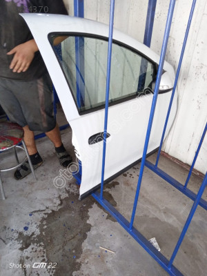 RENAULT SYMBOL SAĞ ÖN KAPI ORJİNAL HATASIZ ASEL OTO