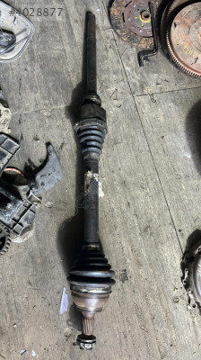 PEUGEOT PARTNER TEPE 1.6 SAĞ AKS ÇEVİK OTO ÇIKMA