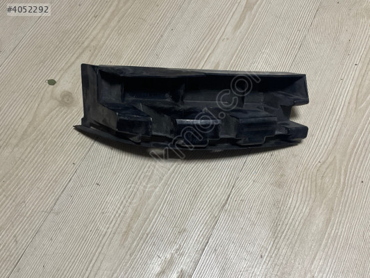 Mercedes E serisi w212 2011 sağ arka tampon braketi