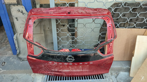 OPEL CROSLAND X BAGAJ KIRMIZI ÇIKMA ORJİNAL YEDEK PARÇA