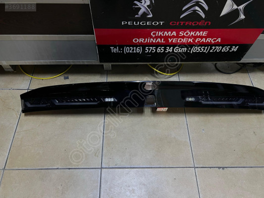 ALFAROMEO JUNİOR ARKA STOP ORJİNAL ÇIKMA ALFA YEDEK PARÇA