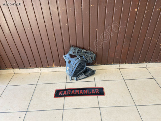 VW TAİGO ÖN SAĞ SİS ÇERÇEVESİ ORJİNAL