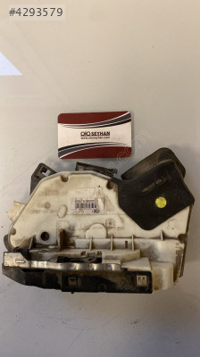 5E0839015A Passat b8 sol arka kapı kilidi