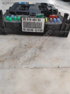 Citroen C4 BSI Beyni Sigorta Kutusu 9661940480 - H05-01
