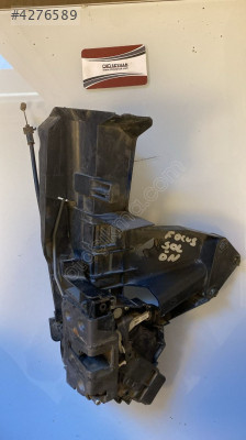 3M5A R21813ET ford focus 2010 sol ön kapı kilidi ve cam kızağı