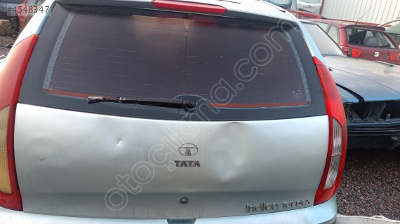 tata indica arka bagaj kapağı dolu