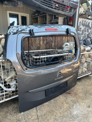 Citroen Berlingo Bagaj Kapağı İç Malzemeleri