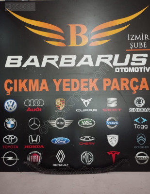 PASSAT B8 ÖN TAMPON ORTA TUTUCU BRAKETİ 3G0807889